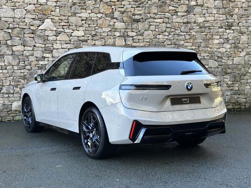  BMW iX 300kW xDrive45 M Sport 101kWh 5dr Auto