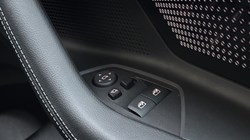 BMW 220i M Sport Coupe 4953851