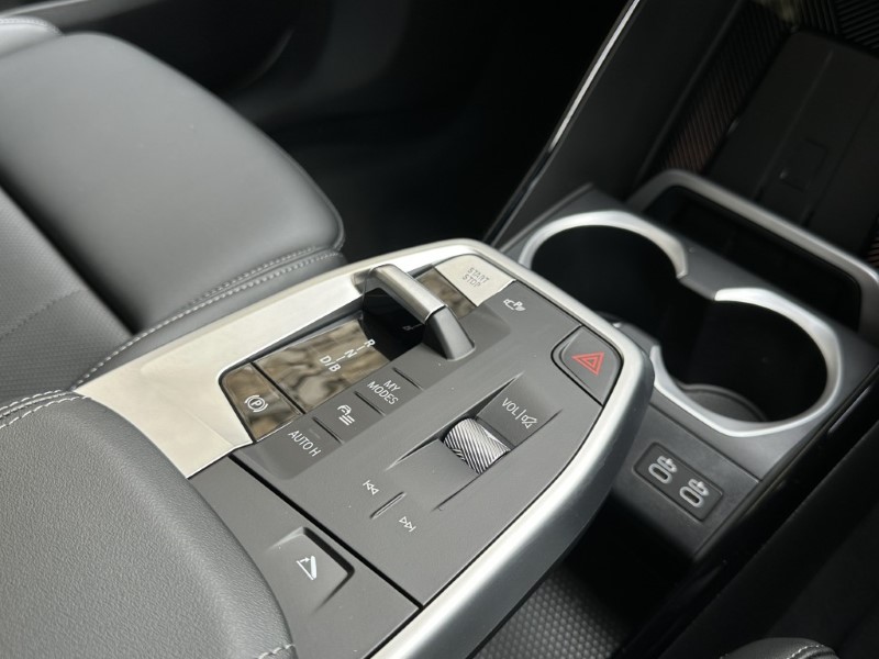  BMW iX2 150kW eDrive20 M Sport 65kWh 5dr Auto 5274703