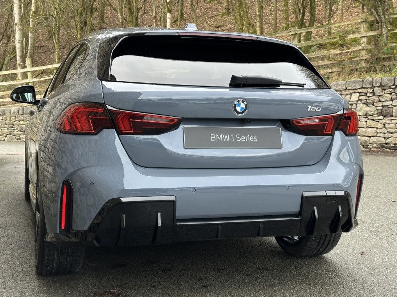  BMW 1 SERIES 120 M Sport 5dr Step Auto 4905243