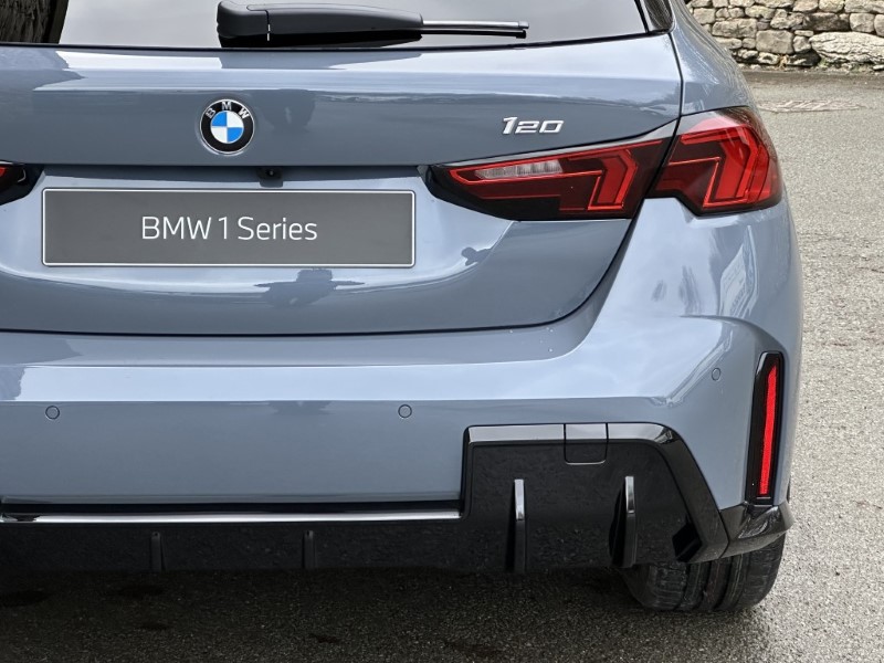  BMW 1 SERIES 120 M Sport 5dr Step Auto 4905245