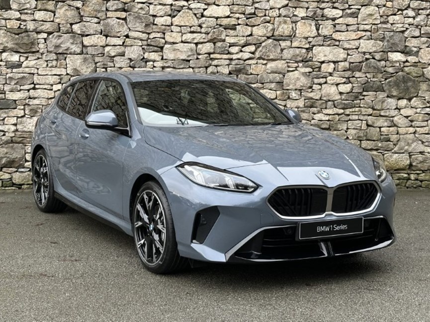 BMW 1 SERIES