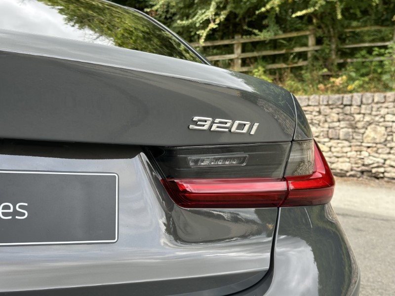  BMW 3 SERIES 320i M Sport 4dr Step Auto 5727653