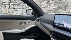 BMW 3 SERIES 320i M Sport 4dr Step Auto 5727662