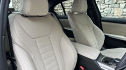 BMW 3 SERIES 320i M Sport 4dr Step Auto 5727659