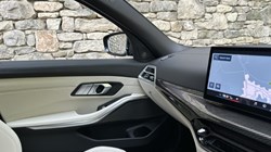 BMW M3 xDrive Competition M 4dr Step Auto 5277636