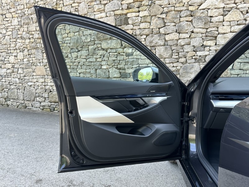  BMW I5 250kW eDrive40 M Sport Pro 84kWh 5dr Auto 5444558