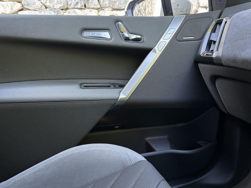  BMW iX 300kW xDrive45 M Sport 101kWh 5dr Auto 5368979