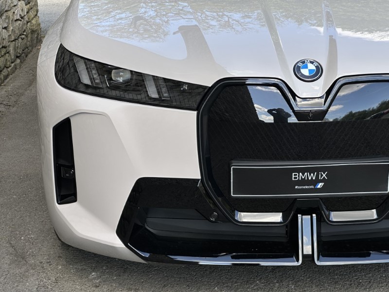  BMW iX 300kW xDrive45 M Sport 101kWh 5dr Auto 5368989