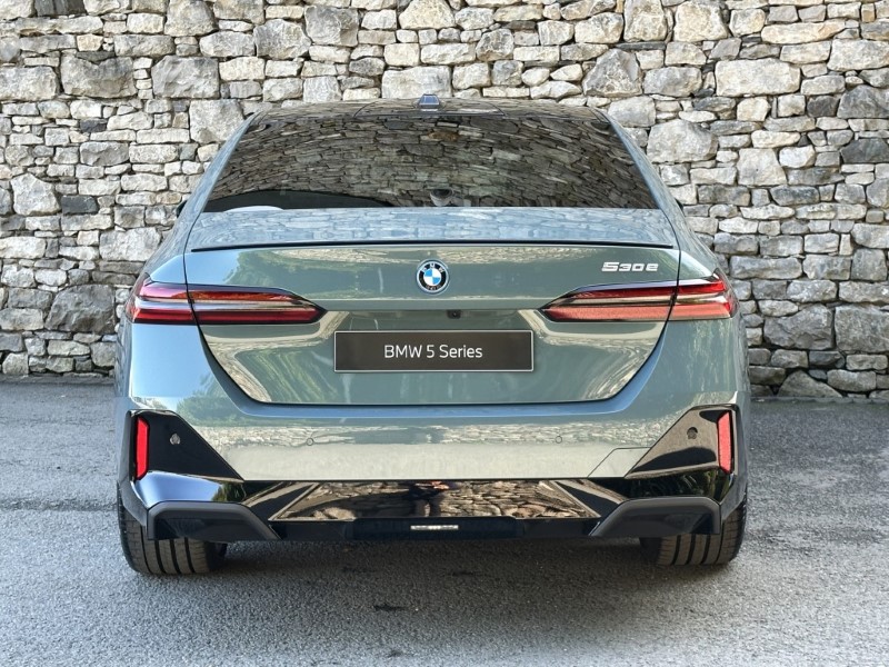  BMW 5 SERIES 530e M Sport 4dr Auto 5815123