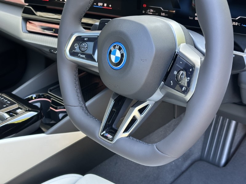  BMW 5 SERIES 530e M Sport 4dr Auto 5815087