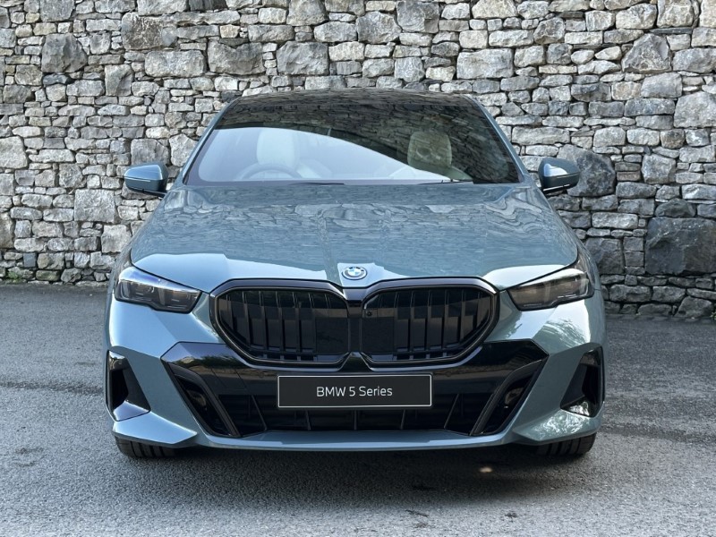 BMW 5 SERIES 530e M Sport 4dr Auto 5815141