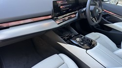 BMW 5 SERIES 530e M Sport 4dr Auto 5815111