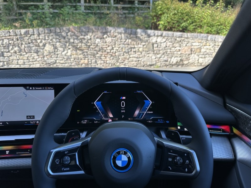  BMW 5 SERIES 530e M Sport 4dr Auto 5815140