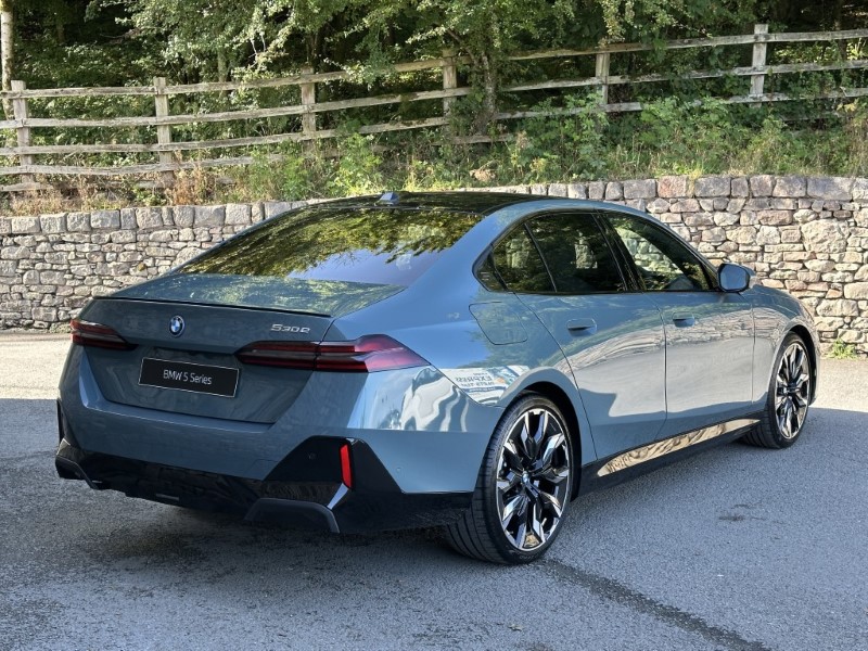  BMW 5 SERIES 530e M Sport 4dr Auto 5815152
