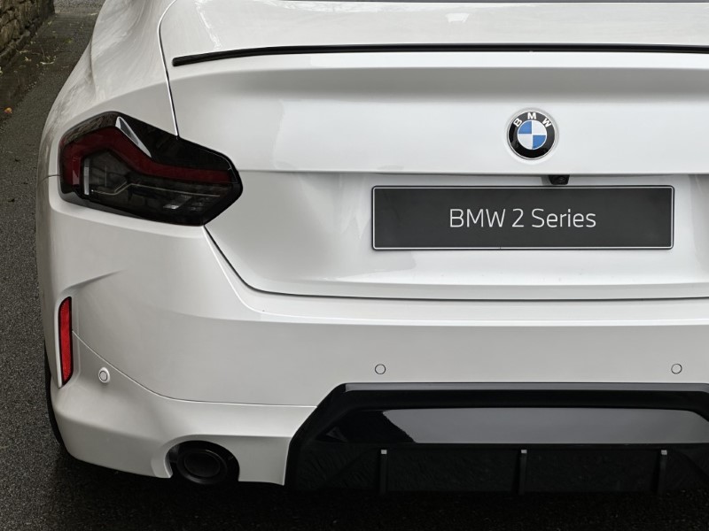  BMW 2 SERIES 220i M Sport Pro 2dr Step Auto 5929816