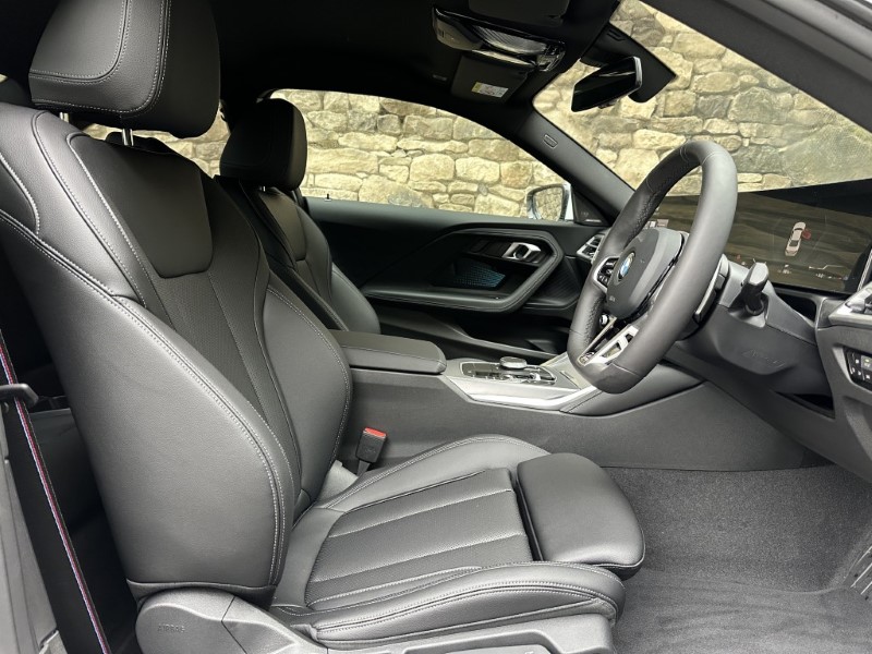  BMW 2 SERIES 220i M Sport Pro 2dr Step Auto 5929810