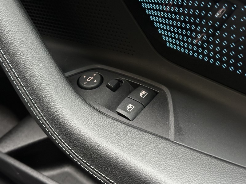  BMW 2 SERIES 220i M Sport Pro 2dr Step Auto 5929826