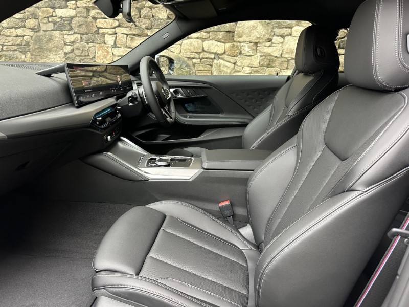  BMW 2 SERIES 220i M Sport Pro 2dr Step Auto 5929836
