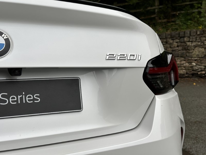  BMW 2 SERIES 220i M Sport Pro 2dr Step Auto 5929818