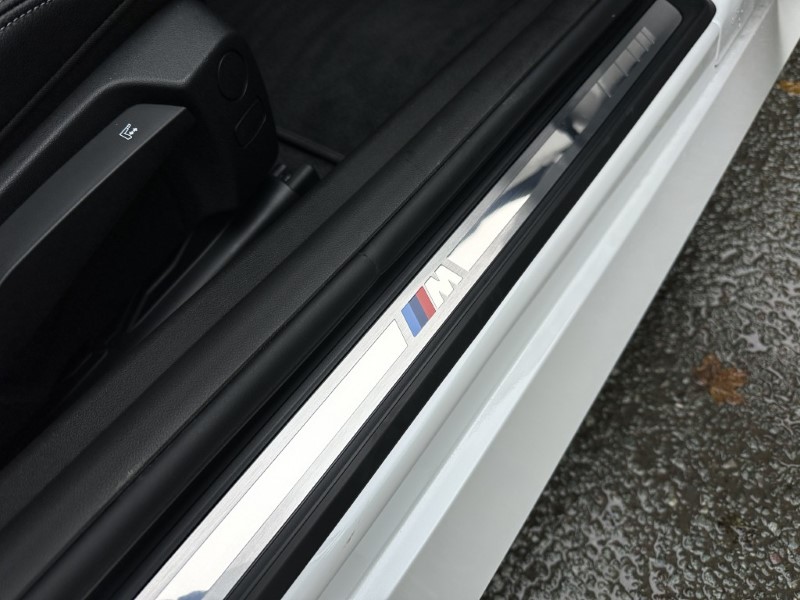 BMW 2 SERIES 220i M Sport Pro 2dr Step Auto 5929811