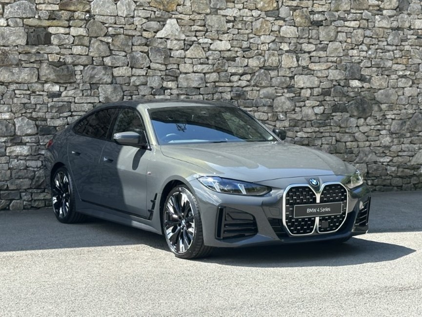 BMW 4 SERIES