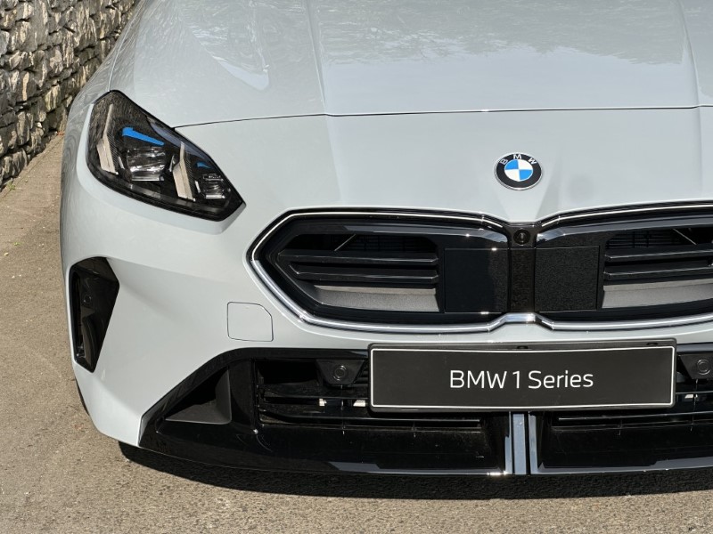  BMW 1 SERIES M135 xDrive 5dr Step Auto 5625650