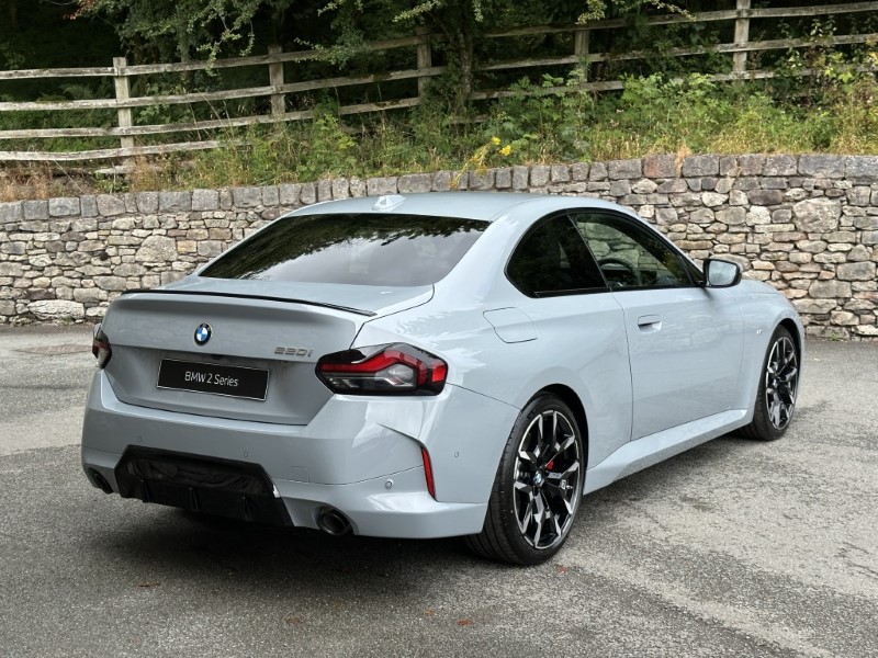  BMW 2 SERIES 220i M Sport 2dr Step Auto 5688242
