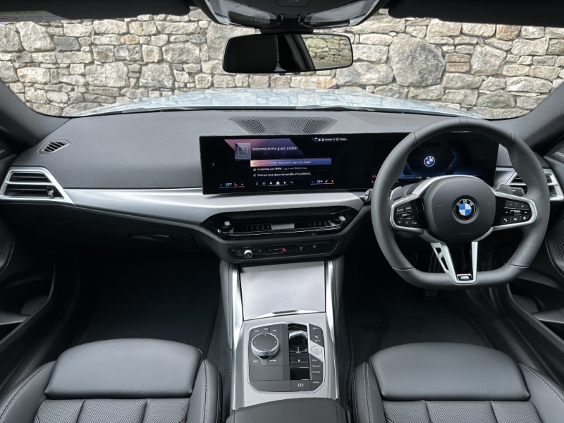  BMW 2 SERIES 220i M Sport 2dr Step Auto 5688222