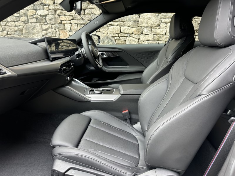  BMW 2 SERIES 220i M Sport 2dr Step Auto 5688197