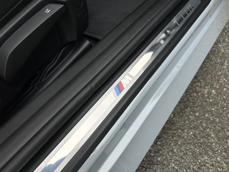  BMW 2 SERIES 220i M Sport 2dr Step Auto 5688177