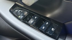 BMW M5 5dr DCT 5701228