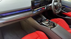 BMW M5 5dr DCT 5701317