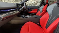 BMW M5 5dr DCT 5701316