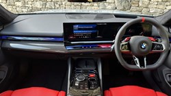 BMW M5 5dr DCT 5701342