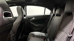 2018 (68) MERCEDES-BENZ A CLASS A200d AMG Line Premium Plus 5dr Auto 2904071