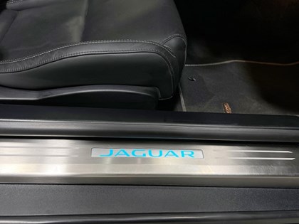 2022 (22) JAGUAR F-TYPE 5.0 P450 S/C V8 R-Dynamic Black 2dr Auto AWD