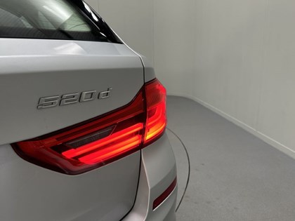 2018 (68) BMW 5 SERIES 520d SE 5dr Auto