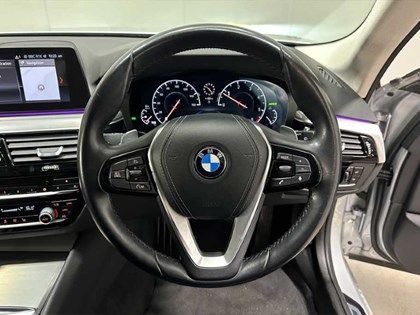 2018 (68) BMW 5 SERIES 520d SE 5dr Auto