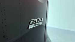 2020 (70) JAGUAR F-PACE 2.0d Portfolio 5dr Auto AWD 3039347