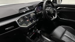 2022 (22) AUDI Q3 35 TFSI Black Edition 5dr S Tronic 2980414