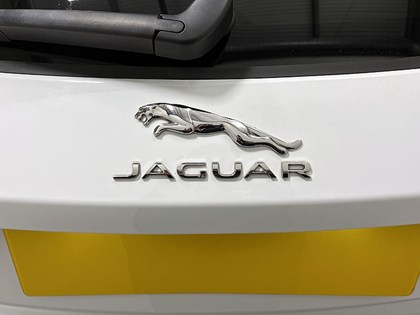 2022 (22) JAGUAR F-PACE 2.0 D200 R-Dynamic S 5dr Auto AWD