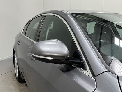 2019 (69) JAGUAR XF 2.0d [180] Portfolio 4dr Auto