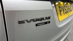 2019 (19) LAND ROVER RANGE ROVER EVOQUE 2.0 P200 R-Dynamic S 5dr Auto 3051344