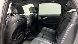 2018 (18) AUDI Q7 3.0 TDI Quattro Black Edition 5dr Tip Auto 3054221