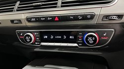 2018 (18) AUDI Q7 3.0 TDI Quattro Black Edition 5dr Tip Auto 3054209