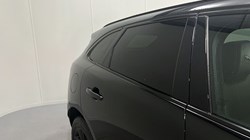 2022 (22) JAGUAR F-PACE 2.0 P250 R-Dynamic Black 5dr Auto AWD 3111899