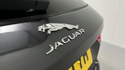 2022 (72) JAGUAR F-PACE 2.0 D200 R-Dynamic HSE 5dr Auto AWD 3145236