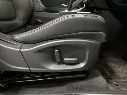 2018 (18) JAGUAR E-PACE 2.0d S 5dr Auto