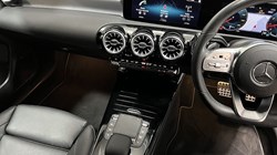 2021 (21) MERCEDES-BENZ CLA 250 AMG Line Premium 4dr Tip Auto 3139048
